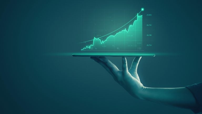 Crypto Gainers: ARK Surges 168% This Week